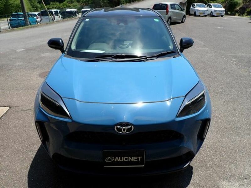 YARIS CROSS