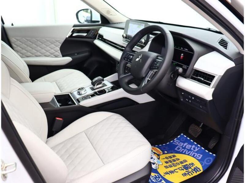 OUTLANDER PHEV