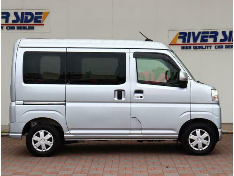 PIXIS VAN