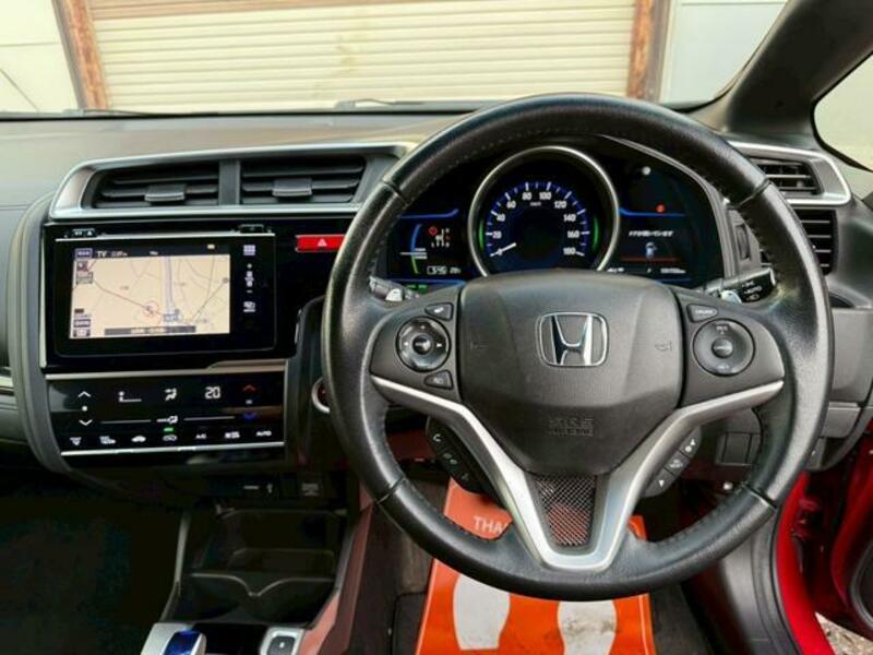 FIT HYBRID