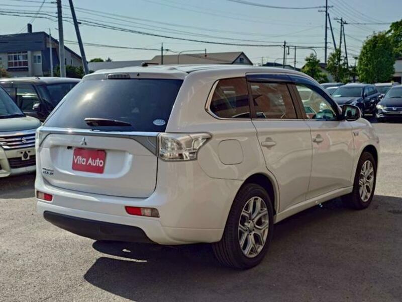 OUTLANDER PHEV