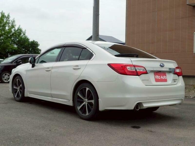 LEGACY B4