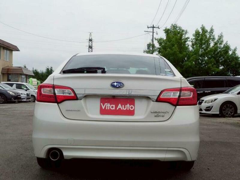 LEGACY B4