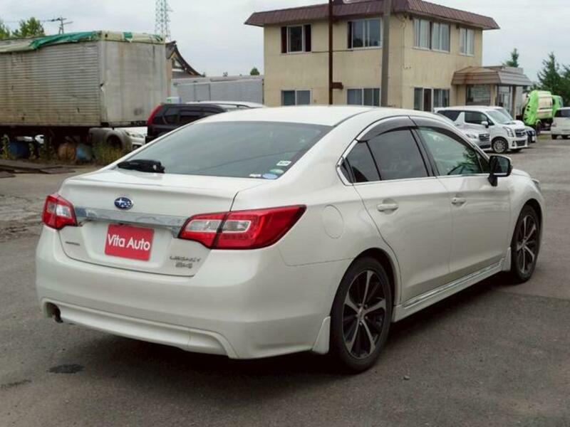 LEGACY B4