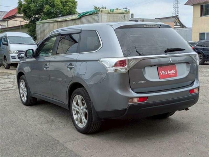 OUTLANDER