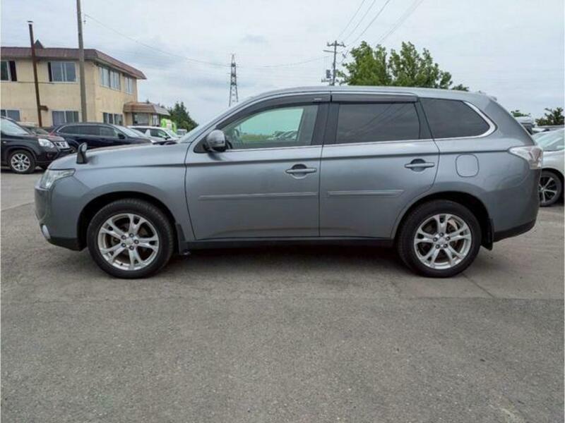 OUTLANDER