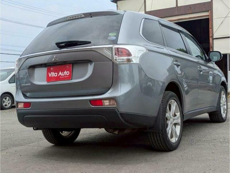 OUTLANDER