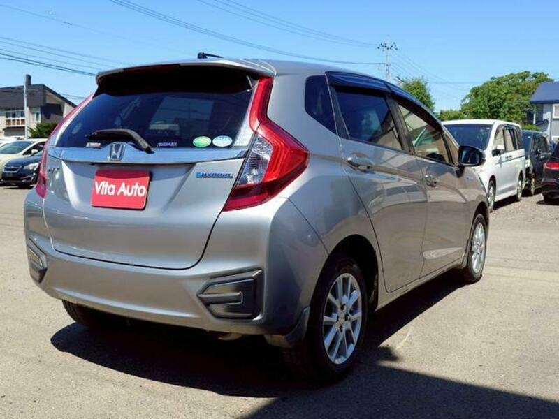 FIT HYBRID