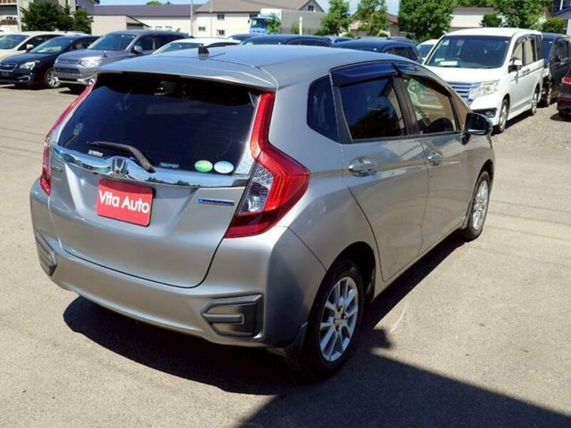 FIT HYBRID