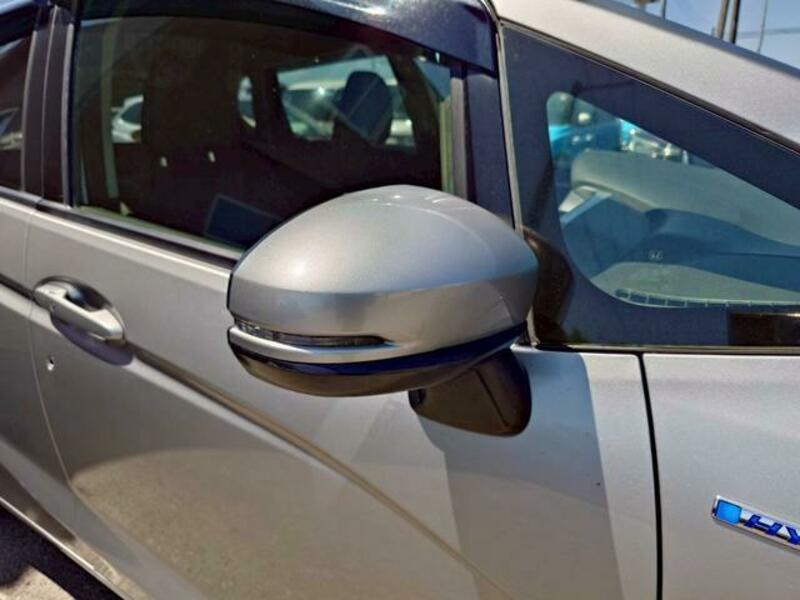 FIT HYBRID