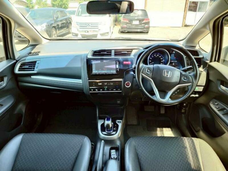 FIT HYBRID