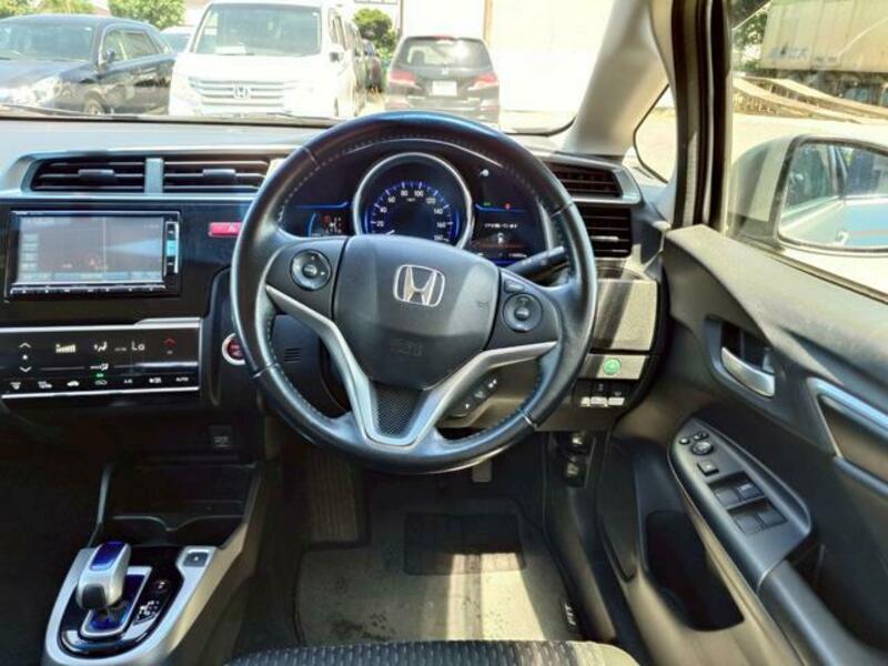 FIT HYBRID