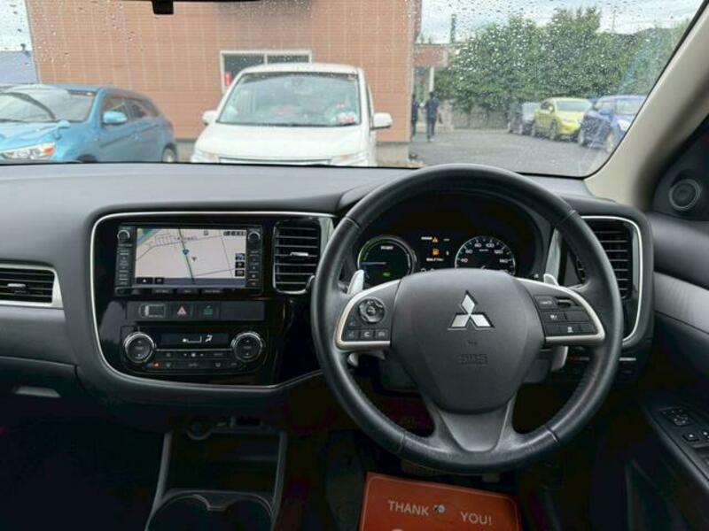 OUTLANDER PHEV