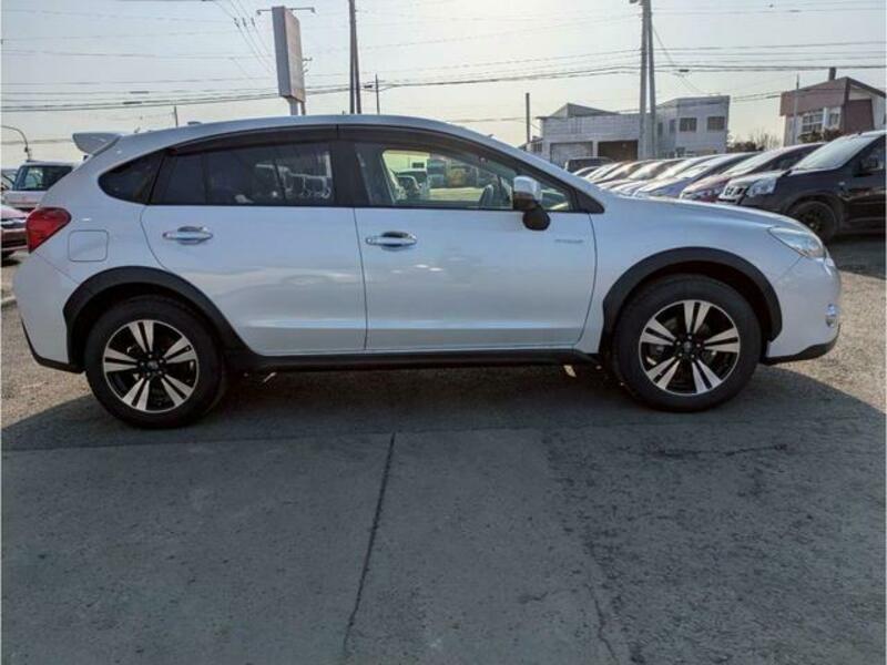 XV HYBRID