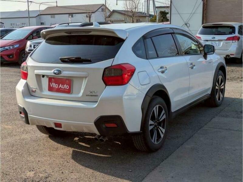 XV HYBRID