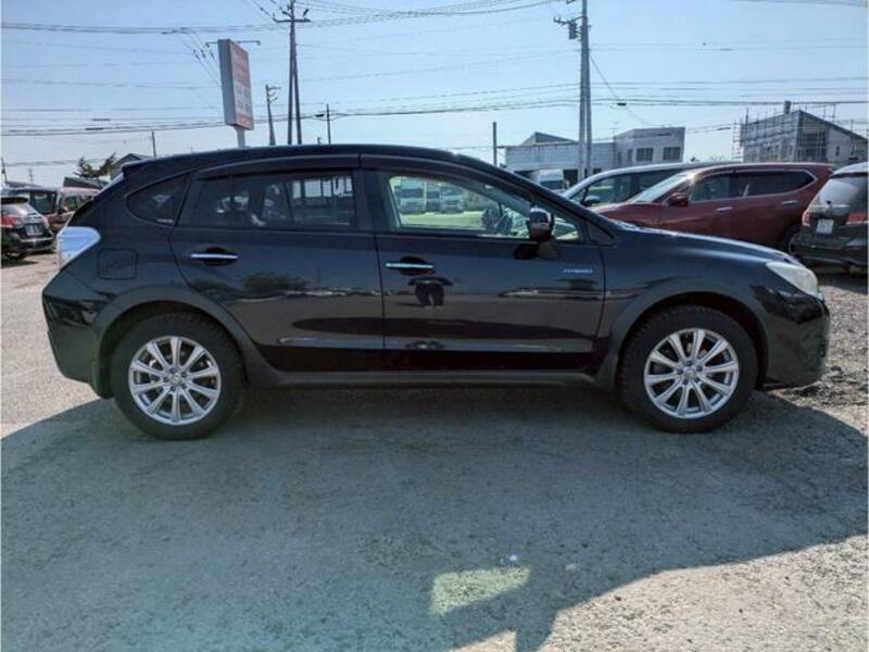 XV HYBRID