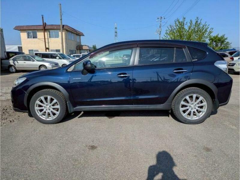 XV HYBRID