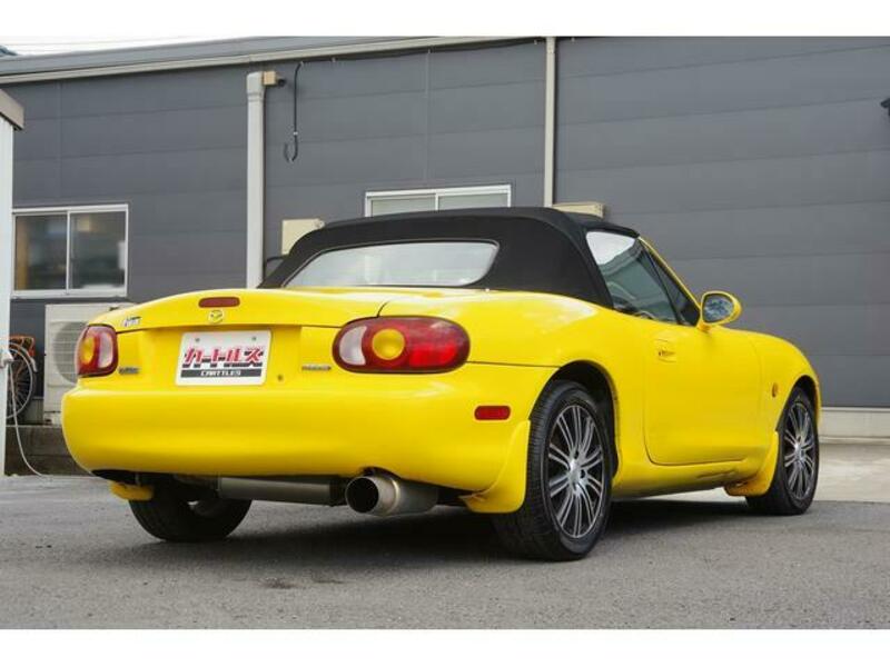 ROADSTER