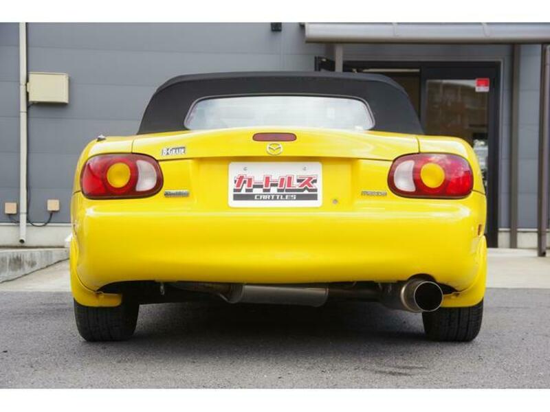 ROADSTER