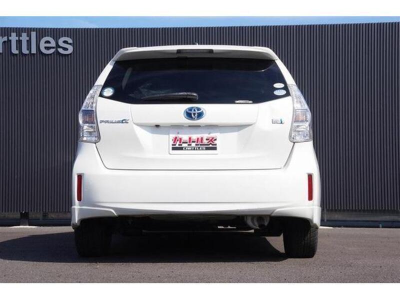PRIUS ALPHA