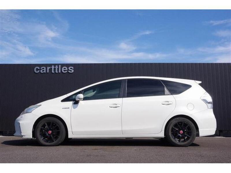 PRIUS ALPHA