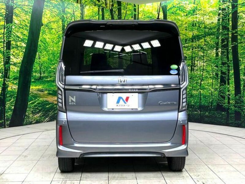 N BOX CUSTOM