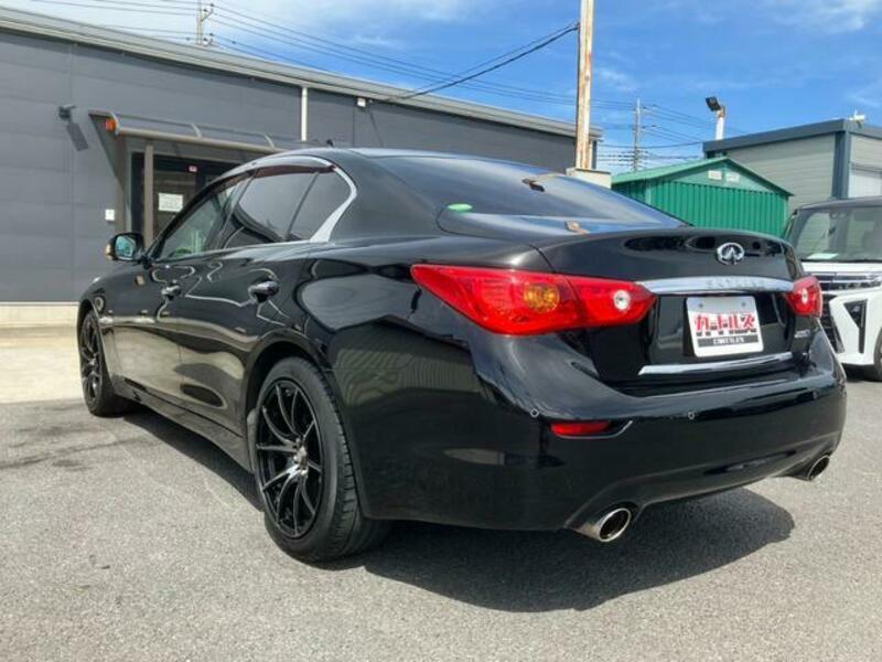 SKYLINE
