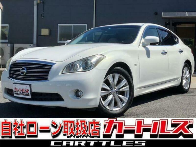 NISSAN FUGA