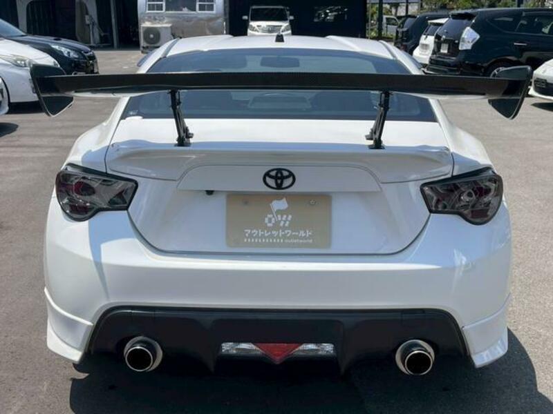86