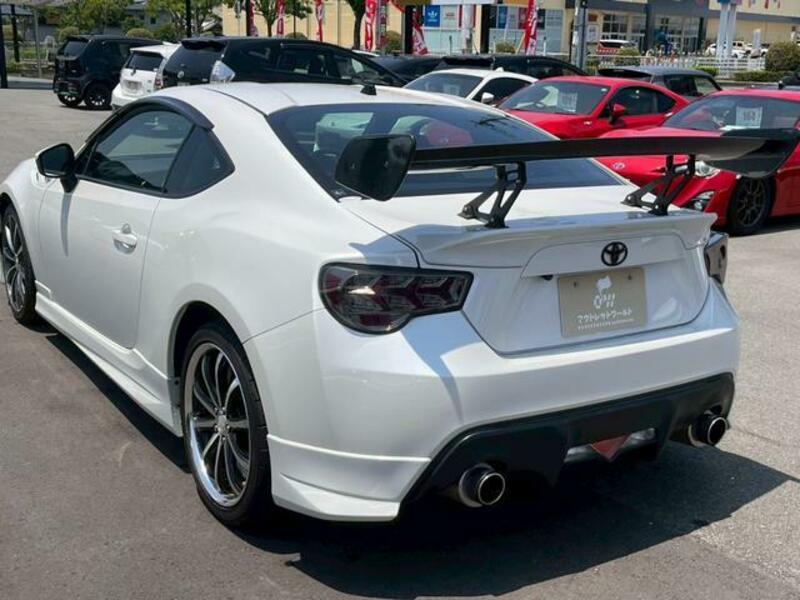 86