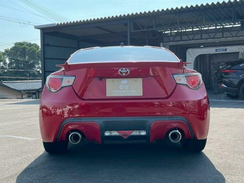 86