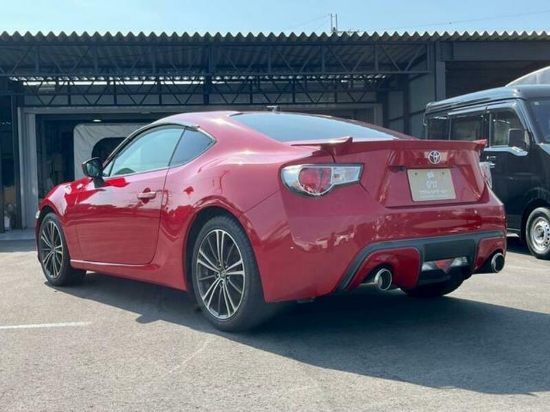86