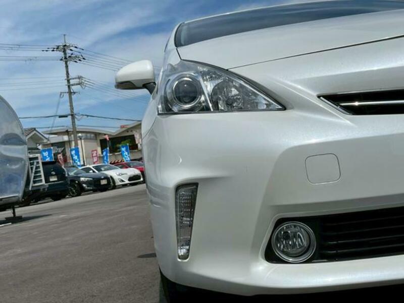 PRIUS ALPHA