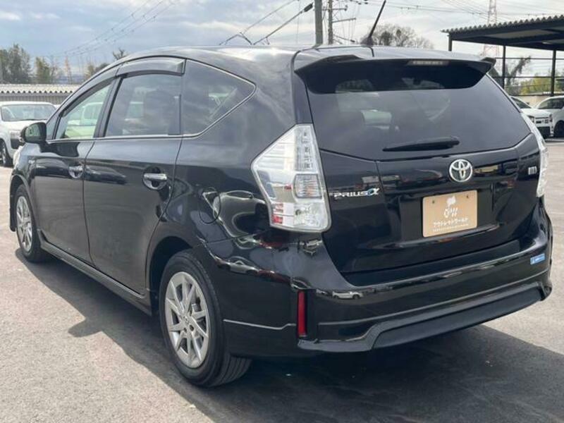 PRIUS ALPHA
