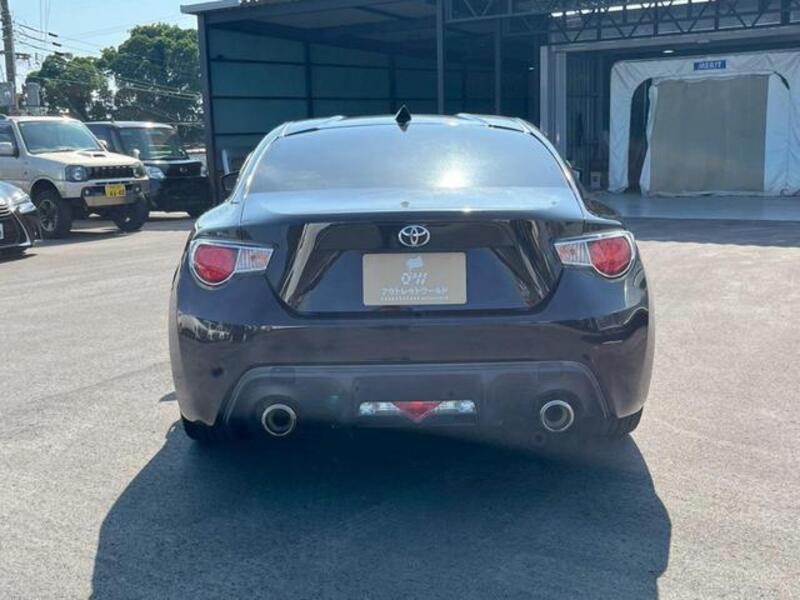 86