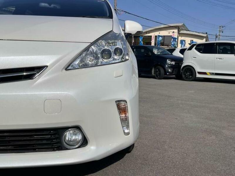 PRIUS ALPHA