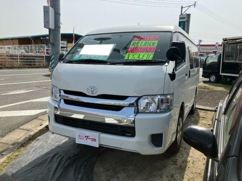 TOYOTA HIACE WAGON