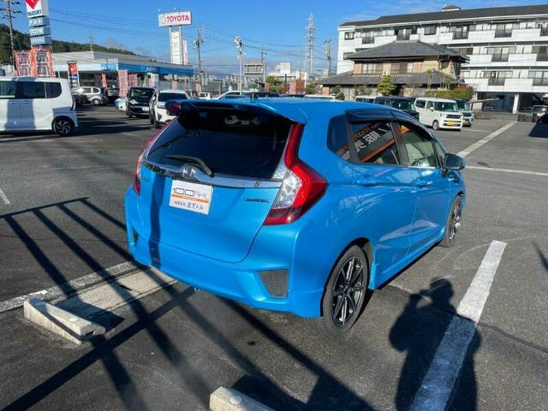 FIT HYBRID
