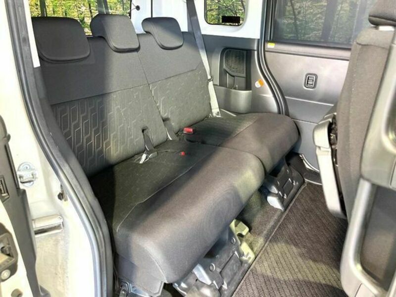 ROOMY