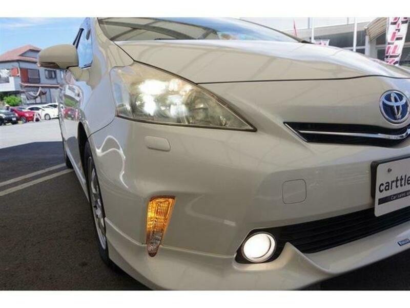 PRIUS ALPHA