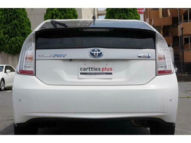 PRIUS PHV