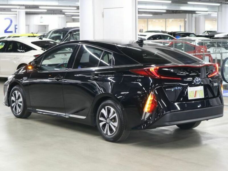 PRIUS PHV