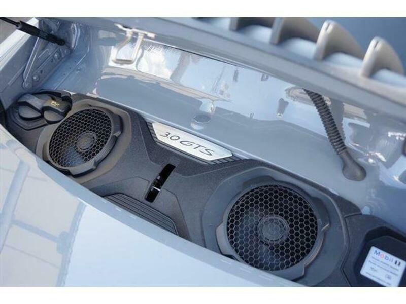 911