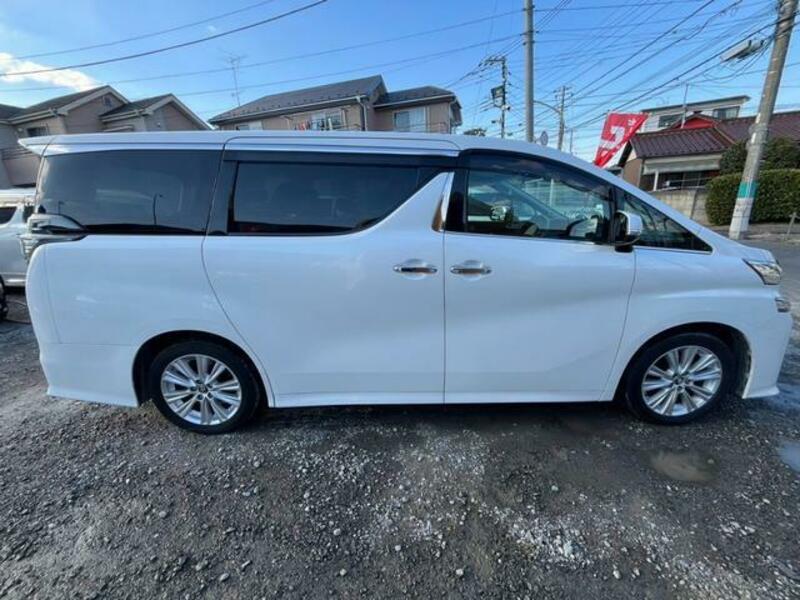 VELLFIRE