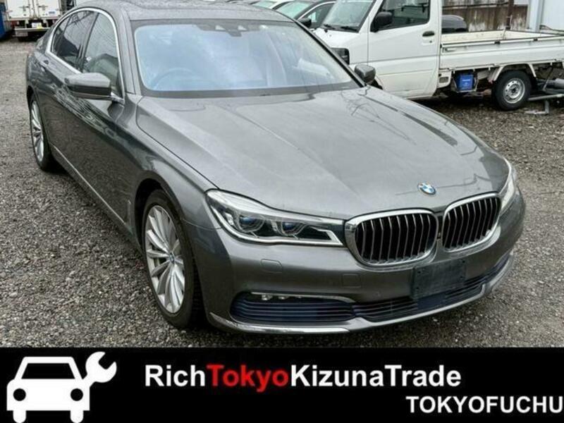BMW 7 SERIES