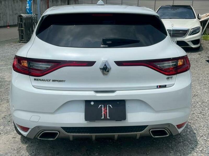 MEGANE