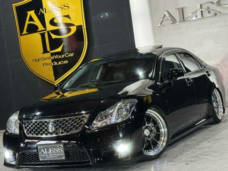 CROWN