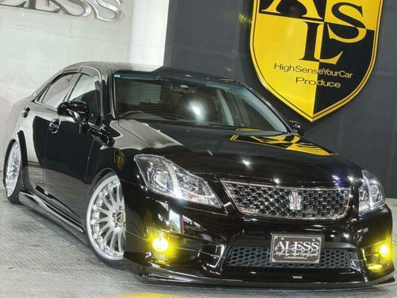 CROWN