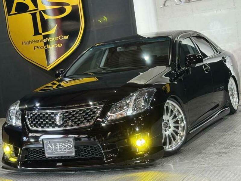 CROWN