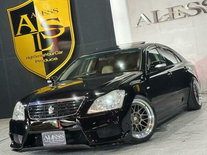 CROWN